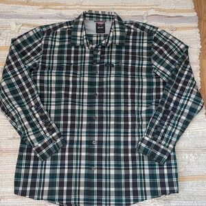 Men’s Wrangler Performance Plaid Print Long Sleeve Button Down Western Shirt